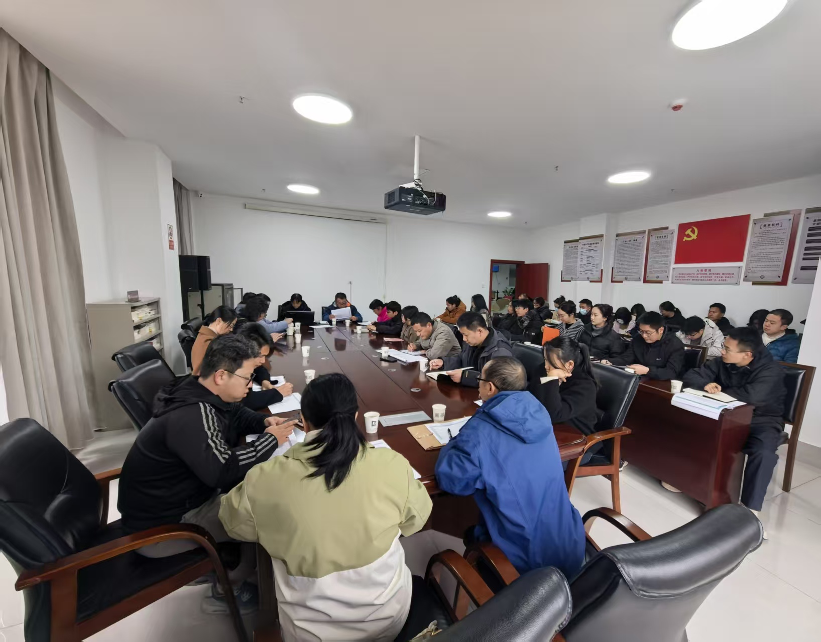 094447m9j579j5y53jyf67.jpg 094447m9j579j5y53jyf67.jpg